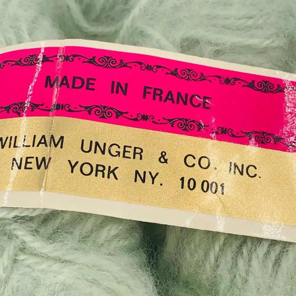 Unger Fluffy Yarn Green 100% Acrylic Made In France Machine Washable Colorfast